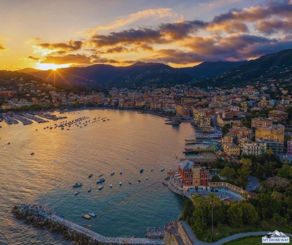 Casa Garibalda - Seafronf Apartment Rapallo Dış mekan fotoğraf